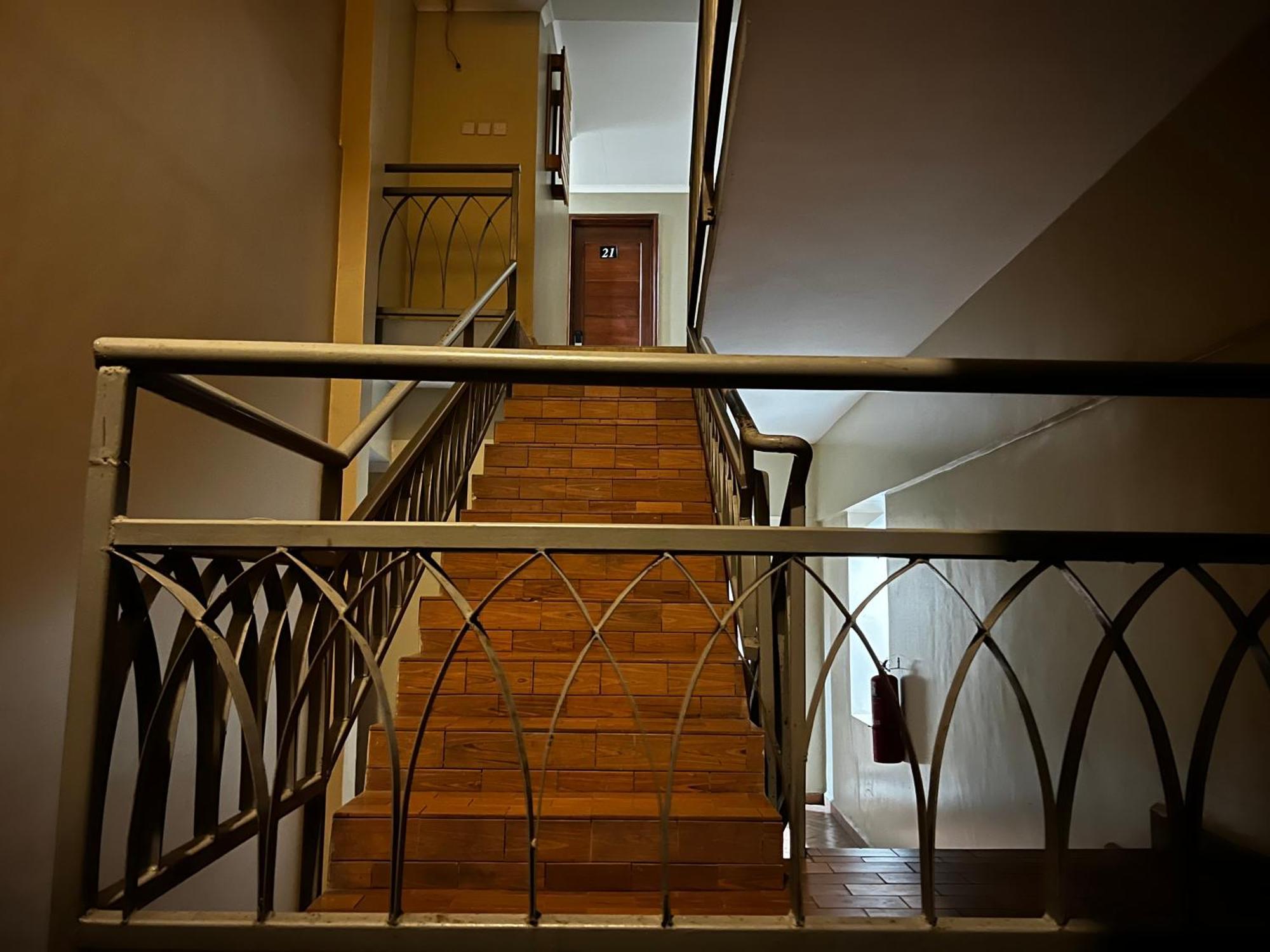 K27 Premier Backpackers Hostel Dar es Salaam Buitenkant foto