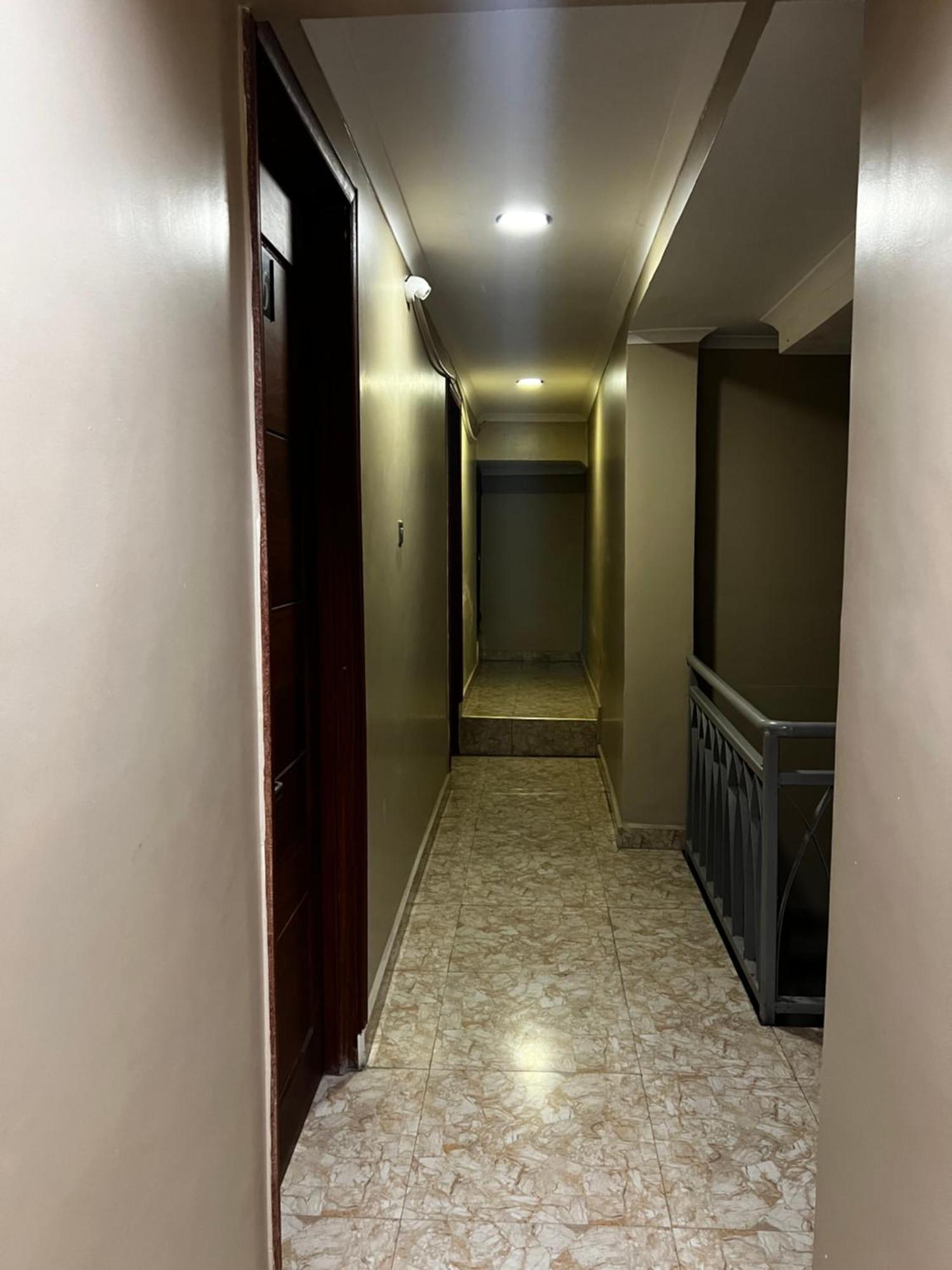 K27 Premier Backpackers Hostel Dar es Salaam Buitenkant foto