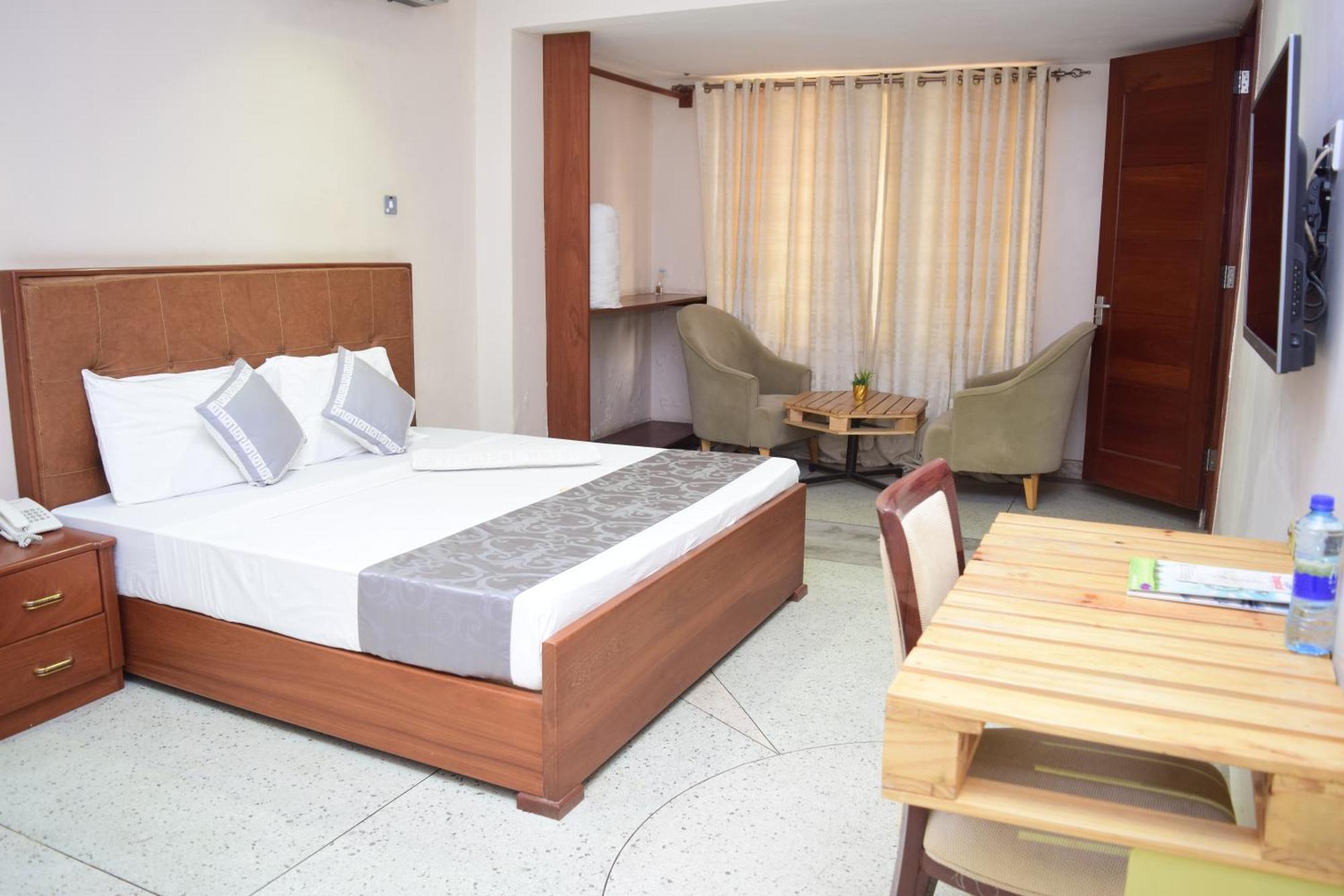 K27 Premier Backpackers Hostel Dar es Salaam Buitenkant foto