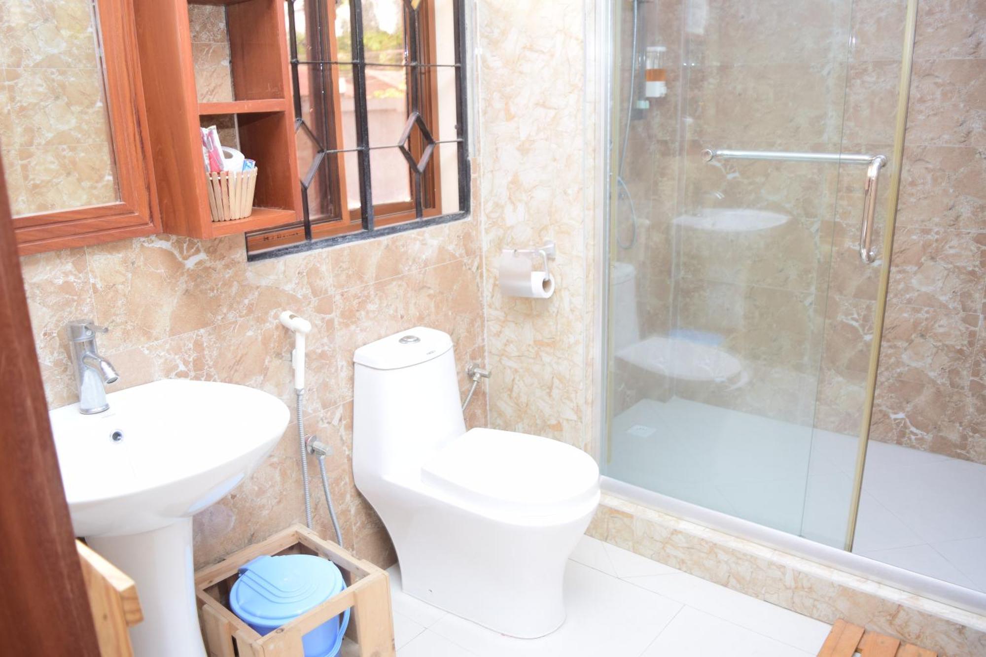 K27 Premier Backpackers Hostel Dar es Salaam Buitenkant foto