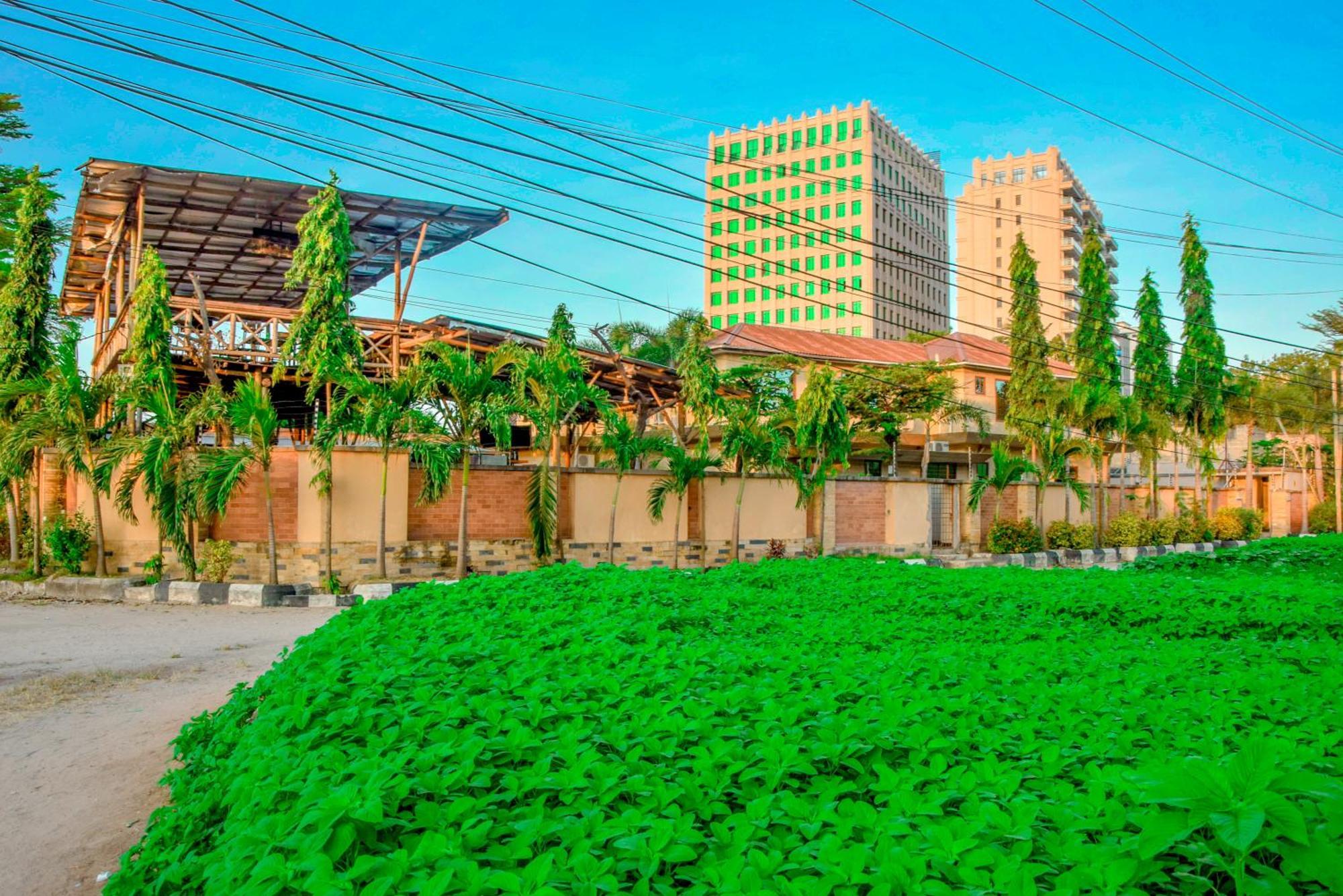 K27 Premier Backpackers Hostel Dar es Salaam Buitenkant foto