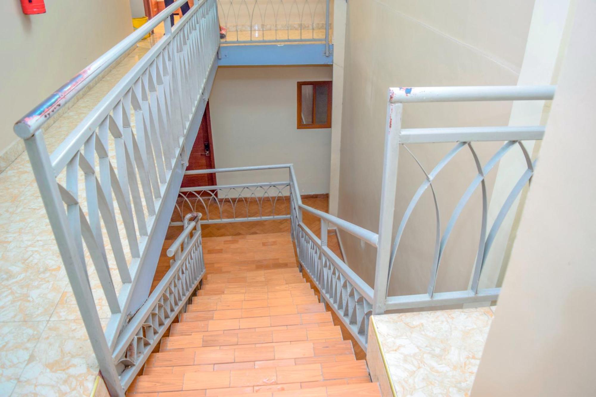 K27 Premier Backpackers Hostel Dar es Salaam Buitenkant foto