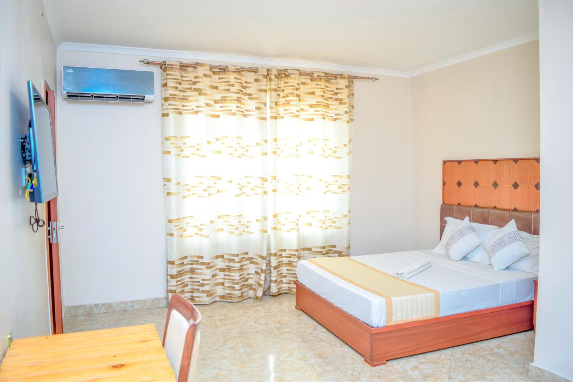 K27 Premier Backpackers Hostel Dar es Salaam Buitenkant foto