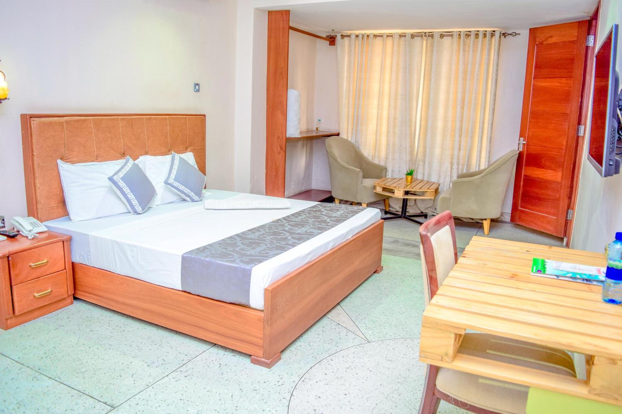 K27 Premier Backpackers Hostel Dar es Salaam Buitenkant foto